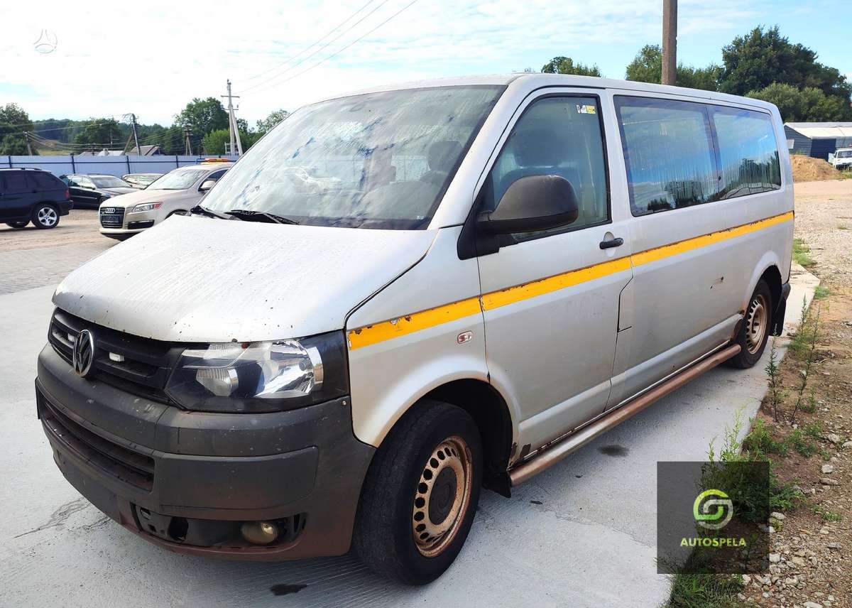 Volkswagen T5 Transporter, passenger vans