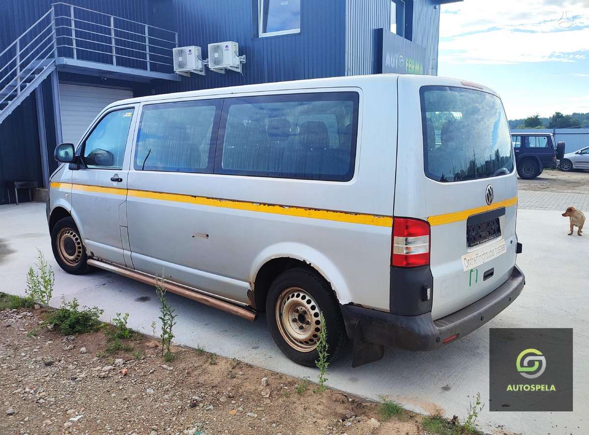 Volkswagen T5 Transporter, passenger vans