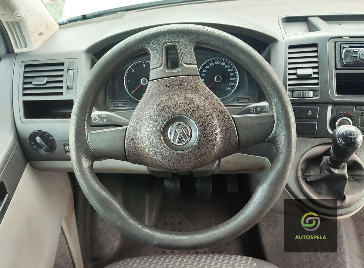 Volkswagen T5 Transporter, passenger vans