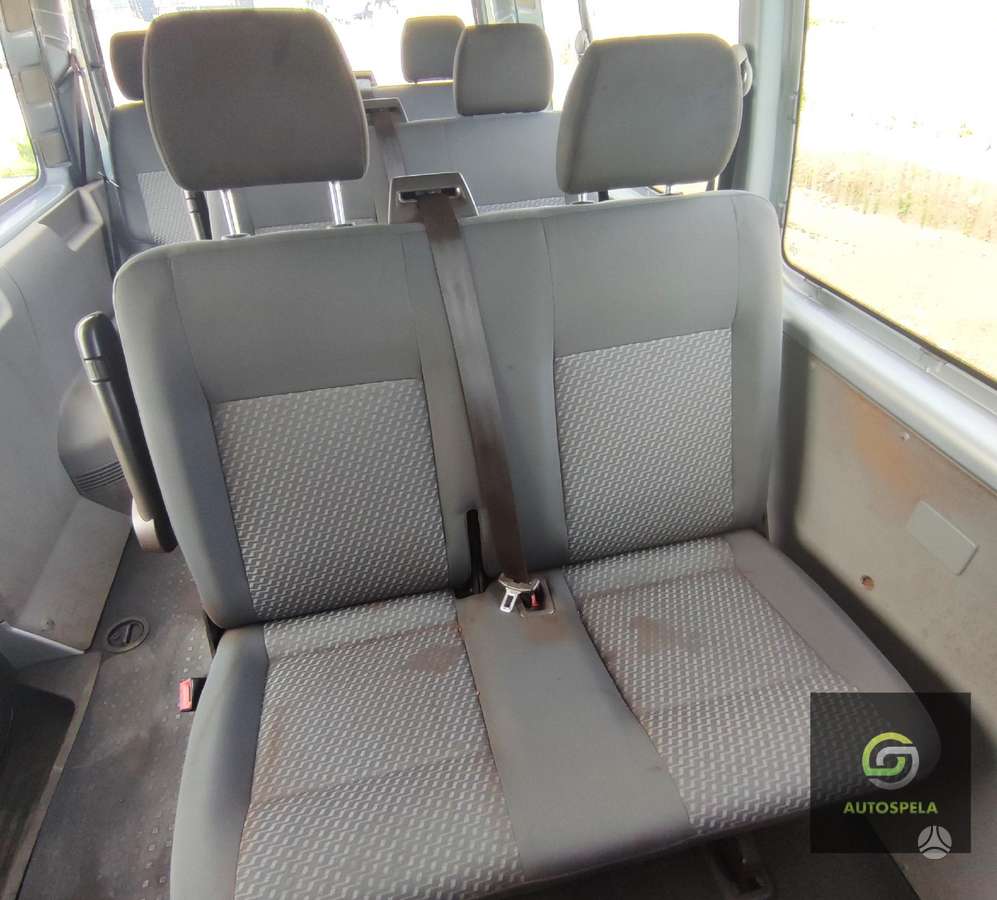 Volkswagen T5 Transporter, passenger vans