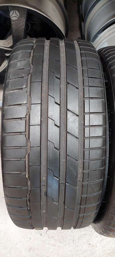 Hankook, vasaras 245/35 R19