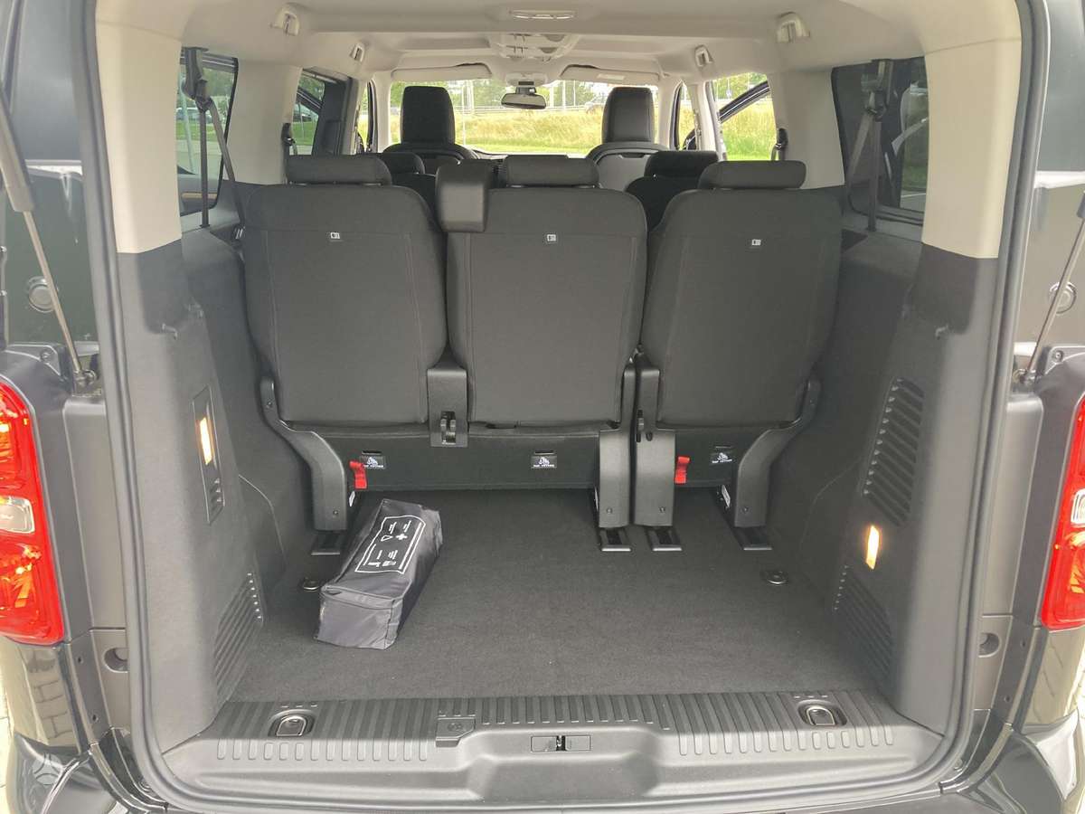 Toyota Proace Verso, passenger minibus