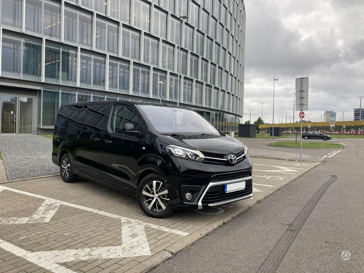 Toyota Proace Verso, passenger minibus