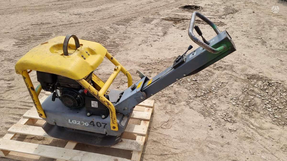 Atlas LG200, вибромашины