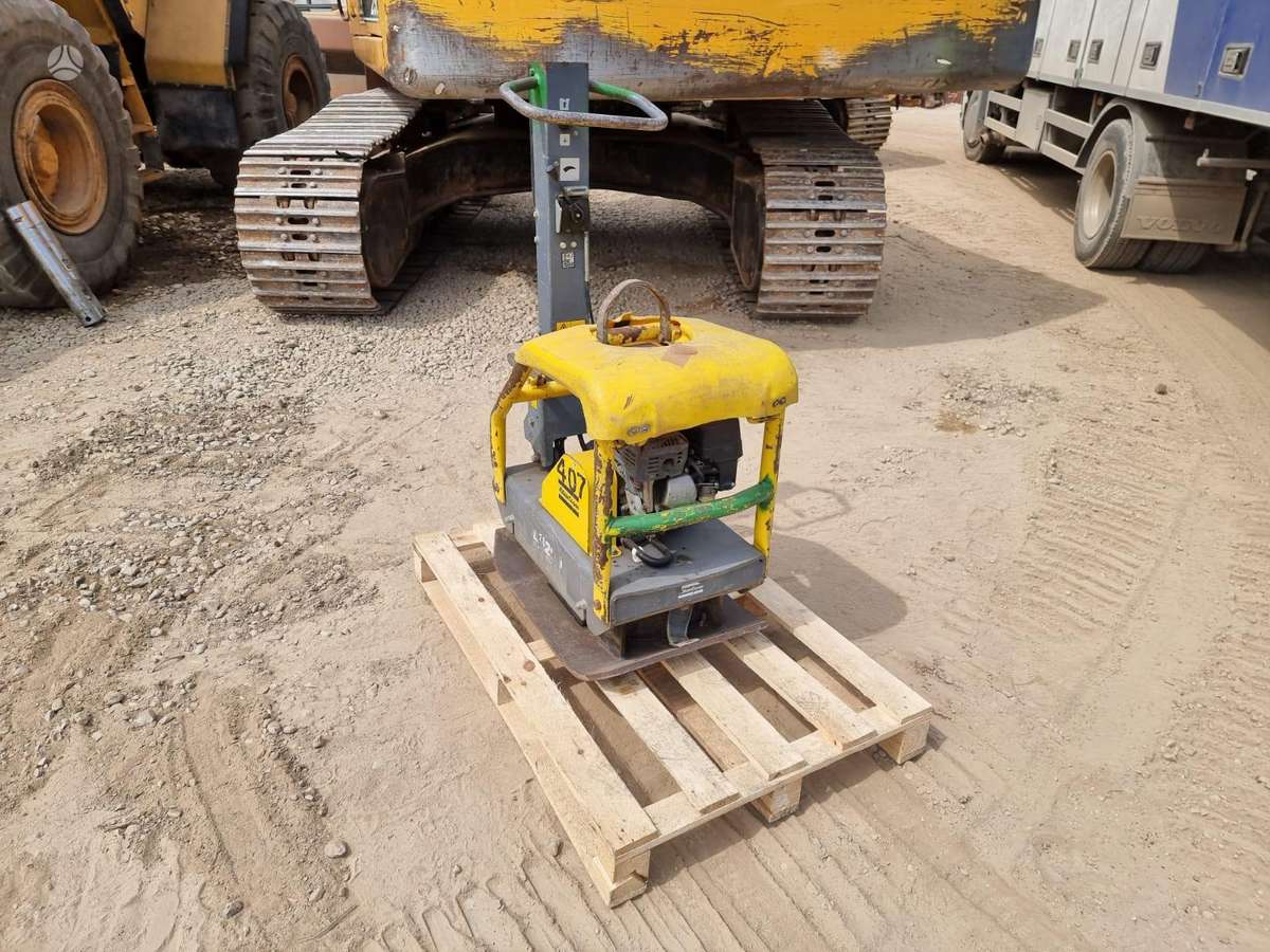 Atlas LG200, вибромашины