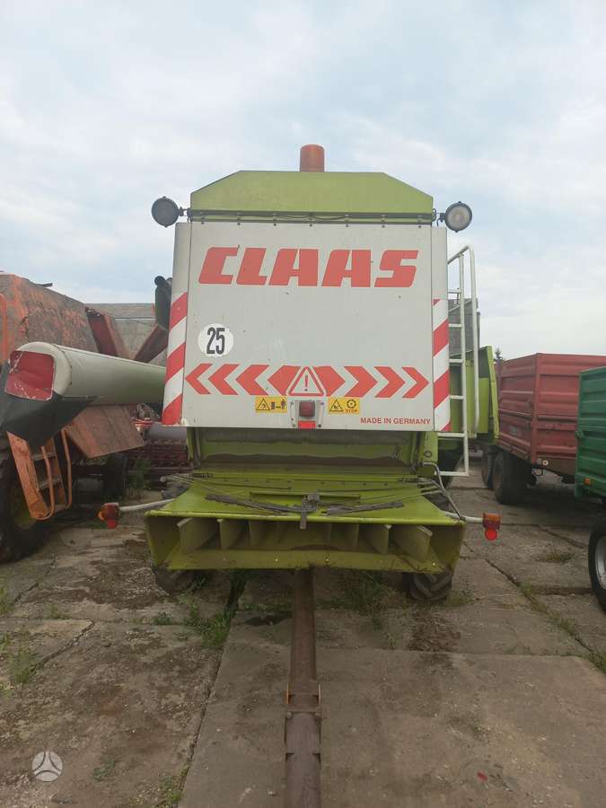 -Kita- CLAAS DOMINATOR-88