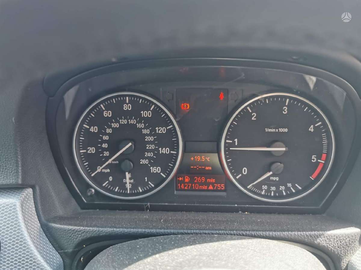 BMW 320 Dalimis