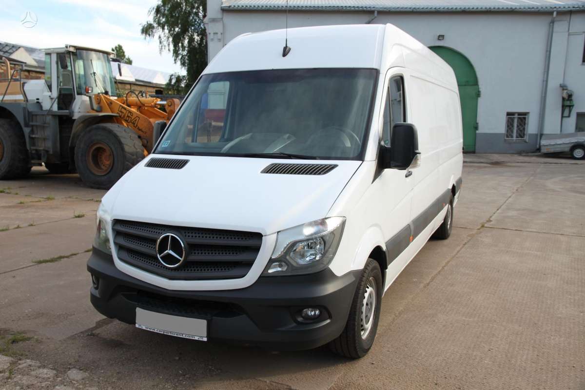 Mercedes-Benz Sprinter, preču
