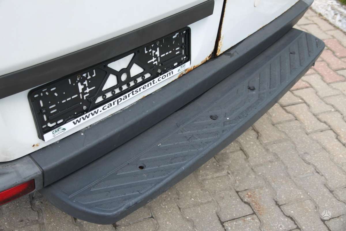 Mercedes-Benz Sprinter, cargo vans