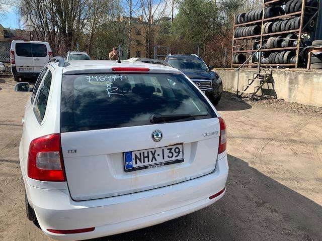 Skoda Octavia dalimis