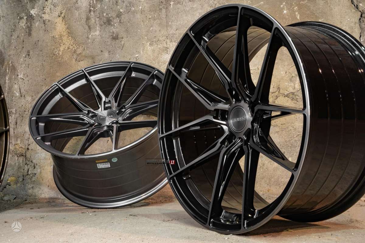 RIVIERA RF107 Black Polished FlowForme, light alloy, R20