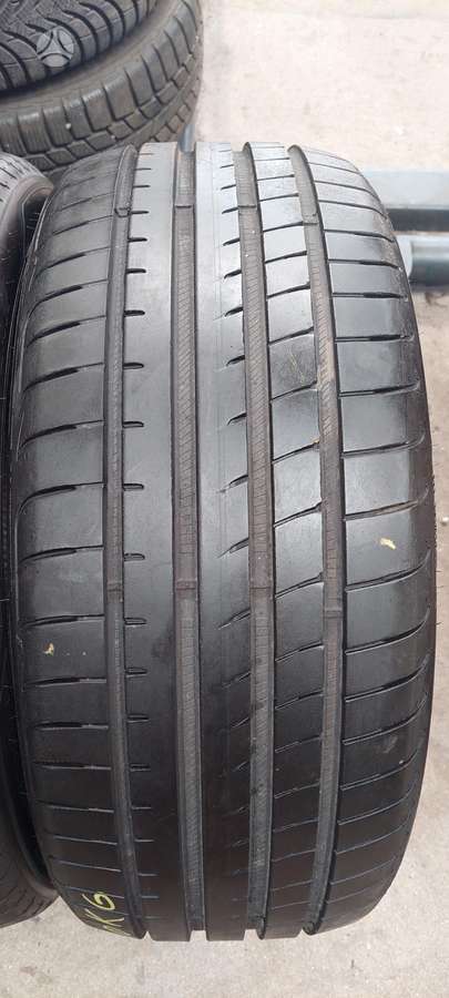 Goodyear, vasarinės 225/40 R19