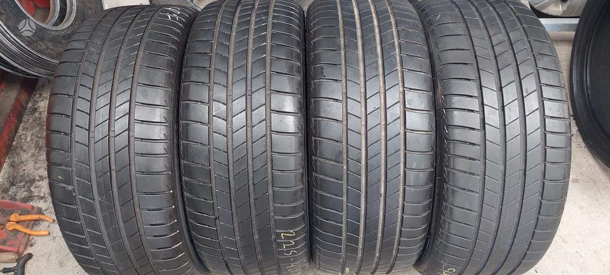 Bridgestone, summer 225/40 R19