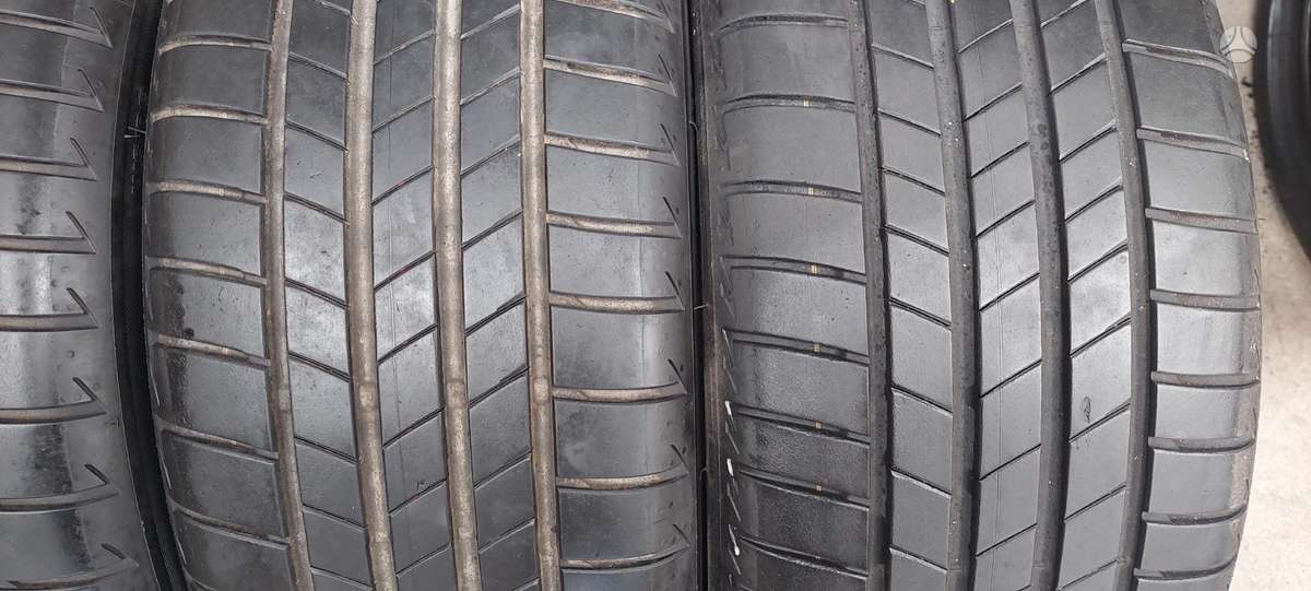 Bridgestone, летние 225/40 R19