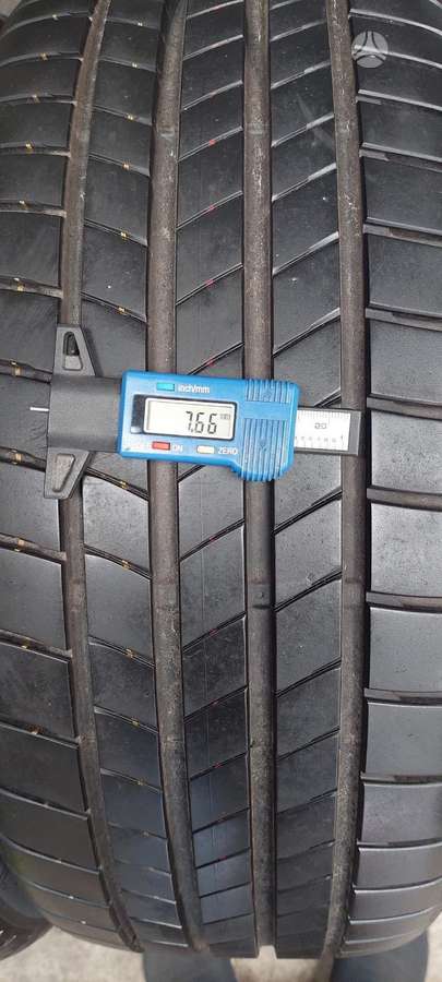 Bridgestone, летние 225/40 R19