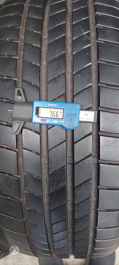 Bridgestone, summer 225/40 R19