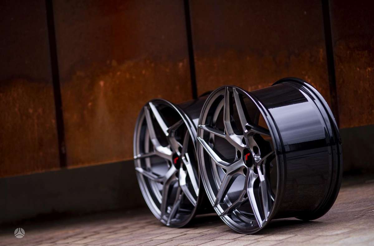 Japan Racing JR35 Hyper Black, легкосплавные , R19