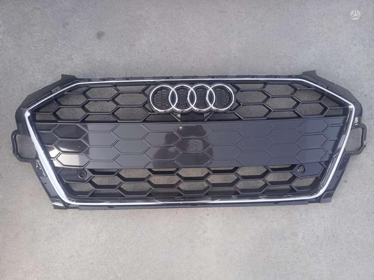 Audi A4 radiatora režģis