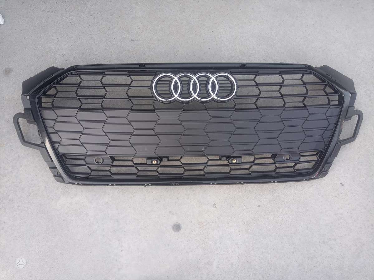 Audi A5 радиаторная решётка
