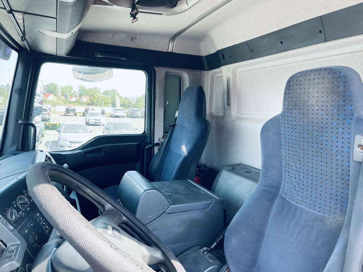 MAN TGA 6x4 Hidraulika, no sleeping space