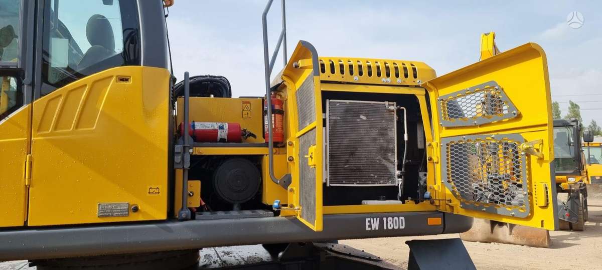 Volvo EW180 D, excavator