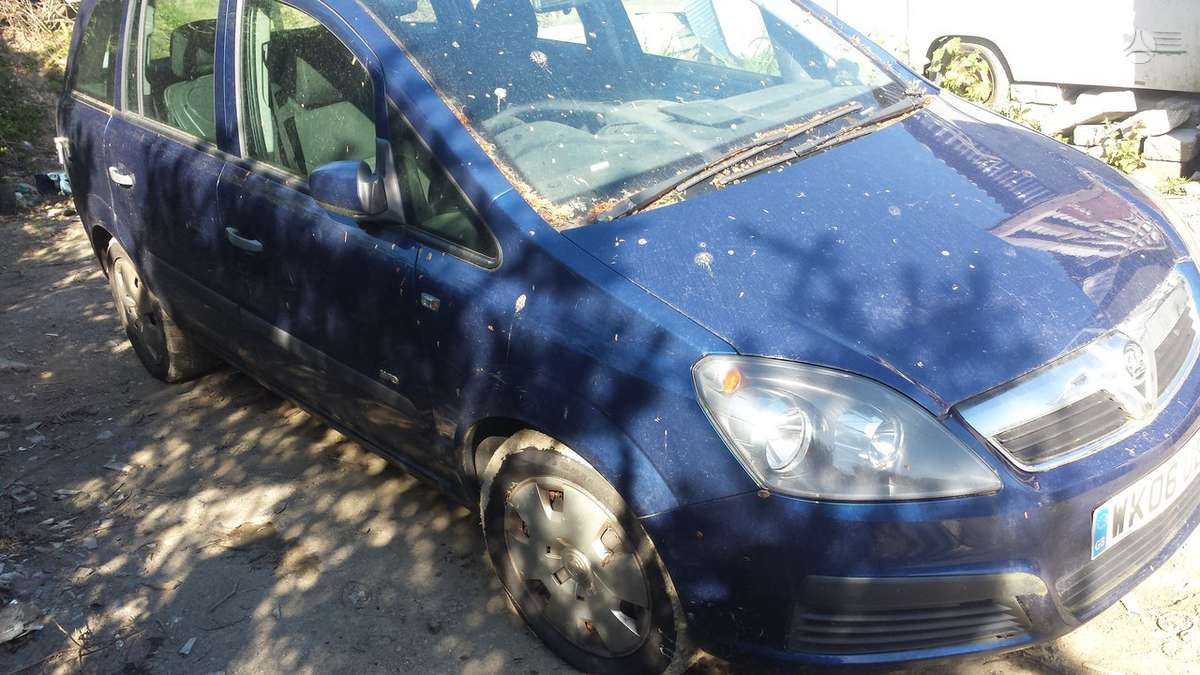 Opel Zafira Masina dalimis