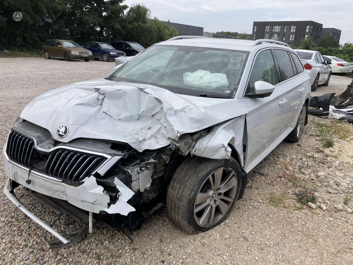 Skoda Superb Variklio kodas dfg