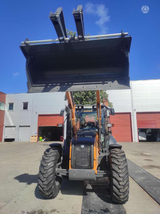 Case 695SV, excavator loader