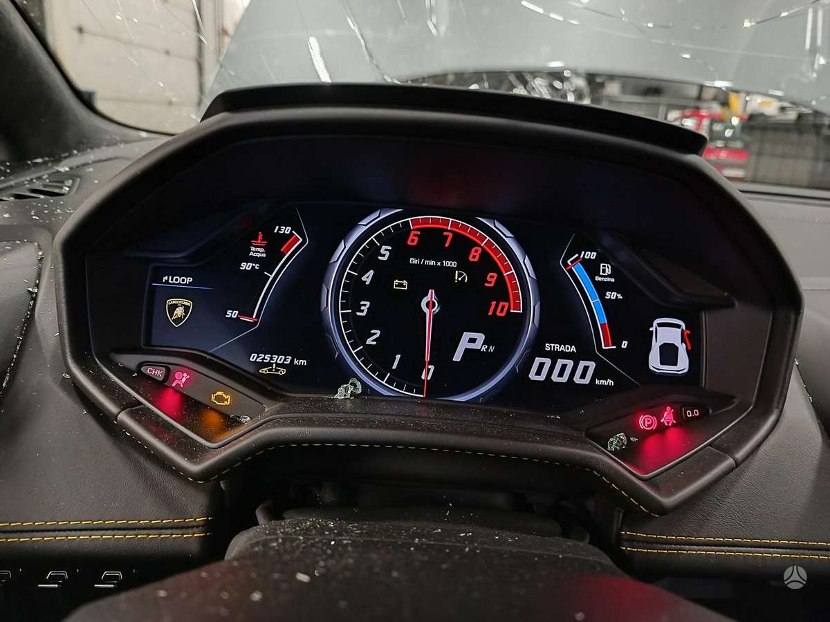 Lamborghini Huracan по частям