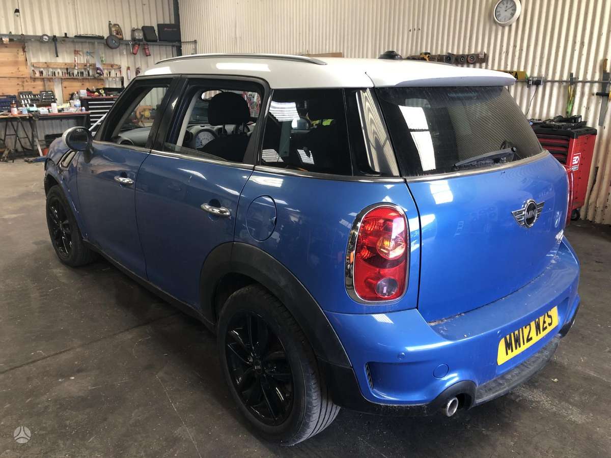 Mini Countryman dalimis