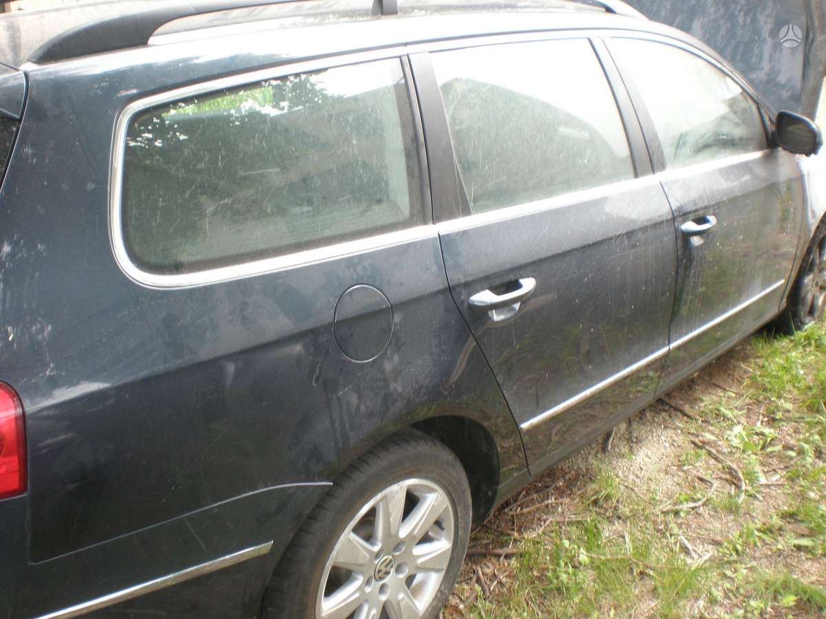 Volkswagen Passat dalimis. Ratu neber