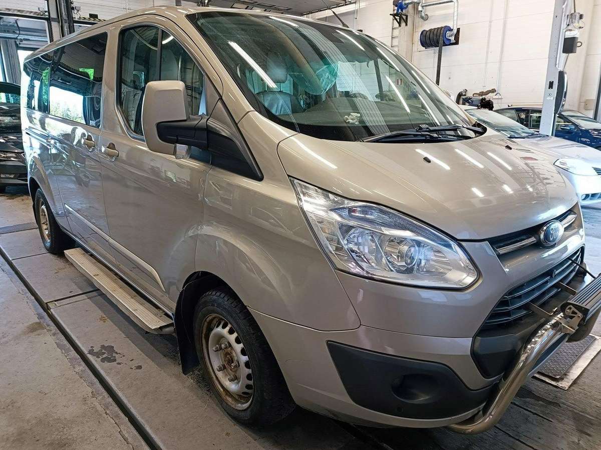Ford Tourneo for parts