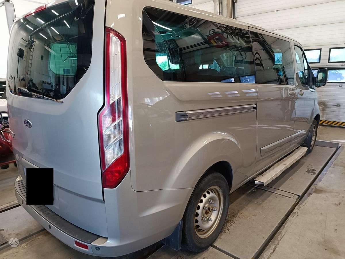 Ford Tourneo for parts