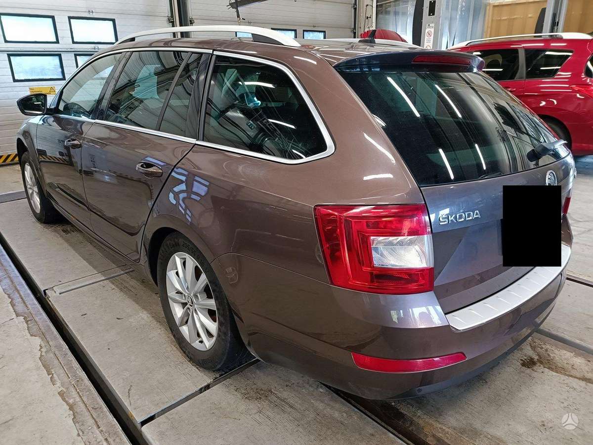 Skoda Octavia по частям