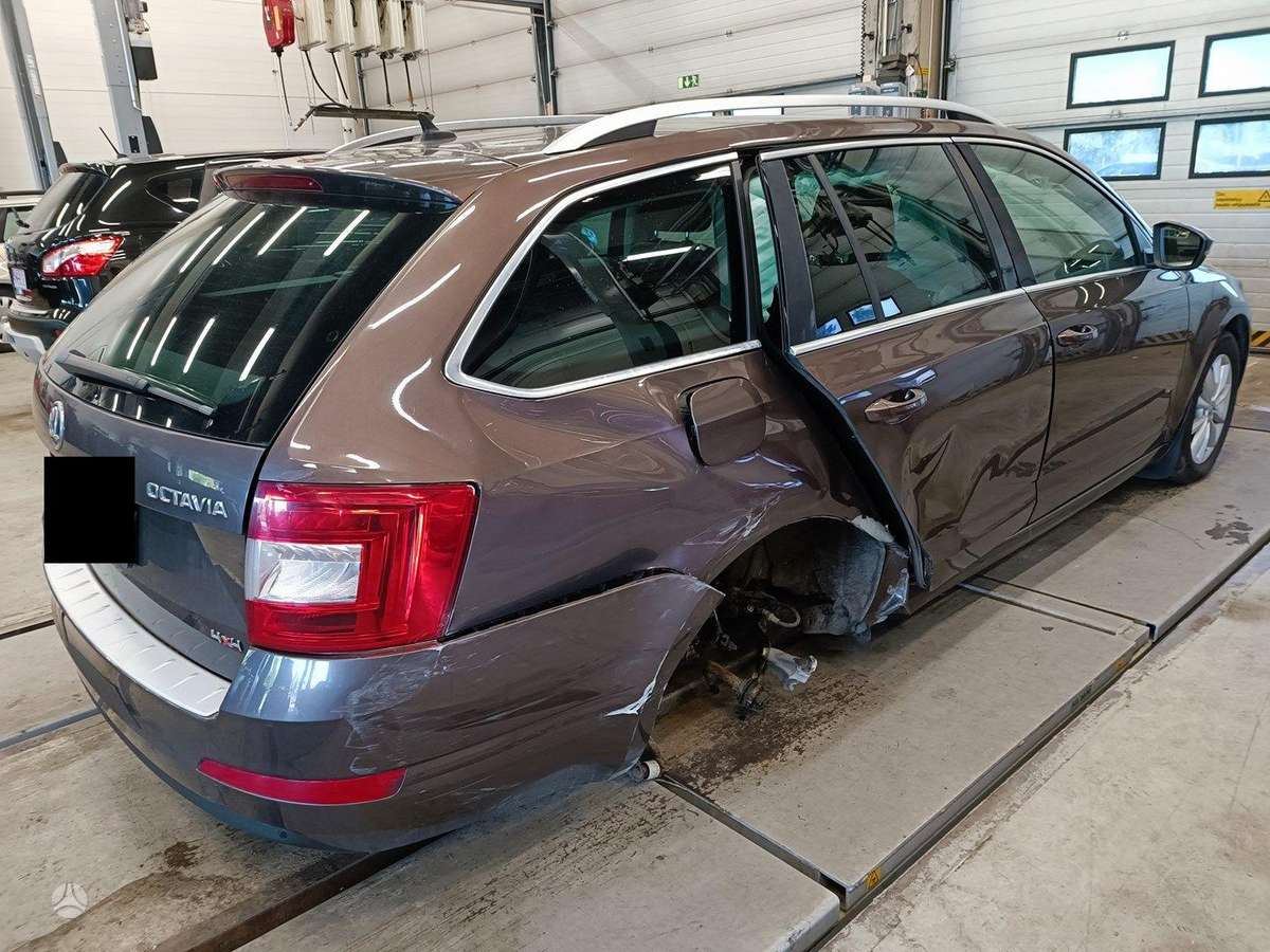 Skoda Octavia по частям