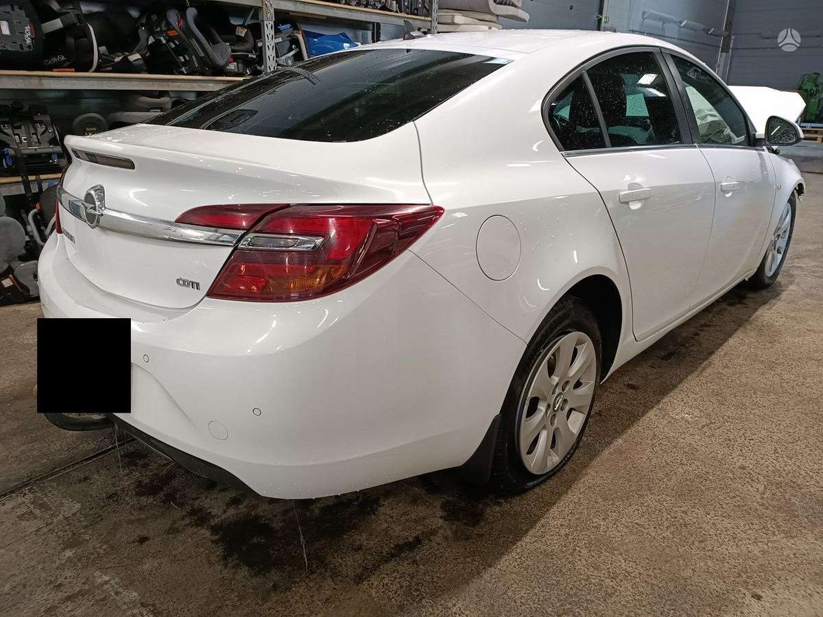 Opel Insignia по частям