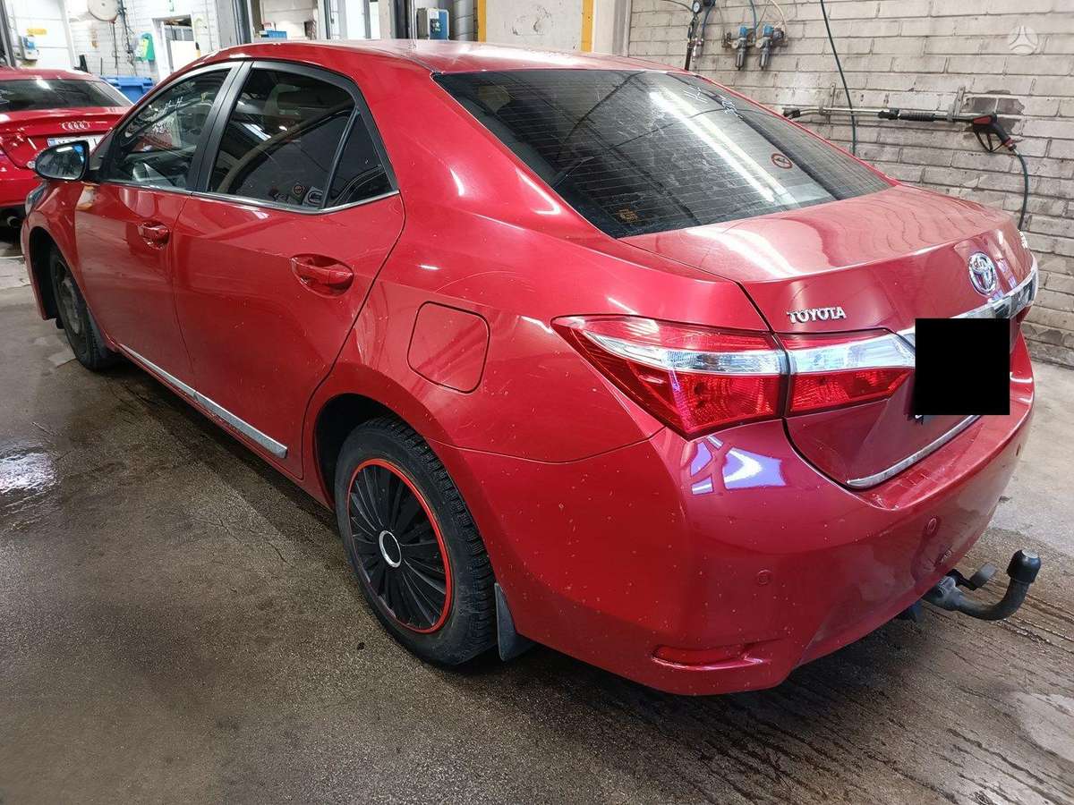 Toyota Corolla for parts