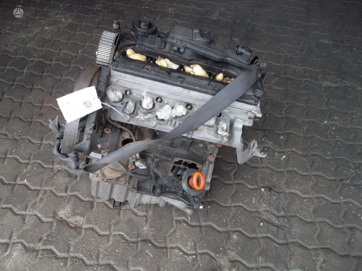 Audi Q5 Variklis 2 0tdi cah