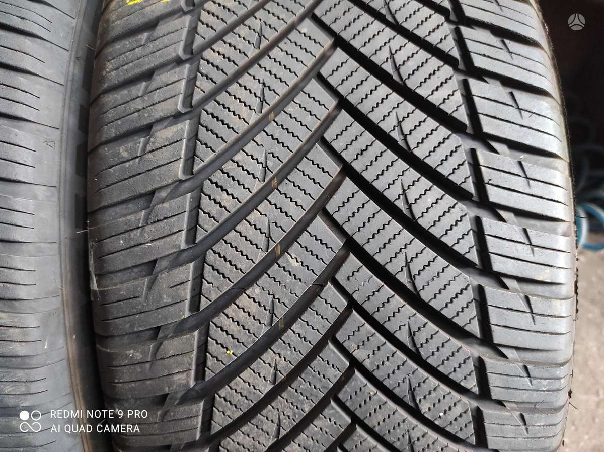 Bridgestone Universalios-Ziemines, летние 255/45 R19