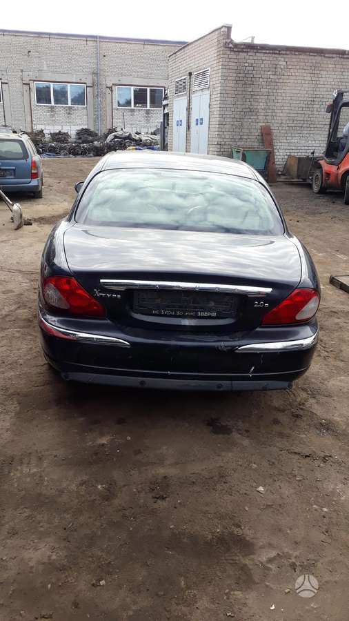Jaguar X-Type Dalimis
