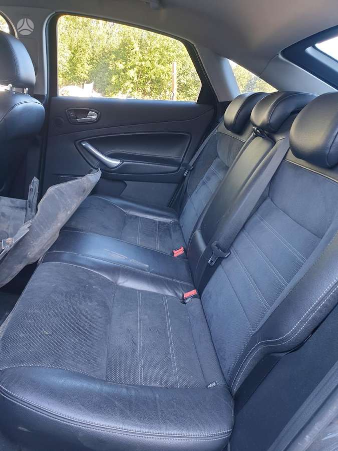 Ford Mondeo dalimis