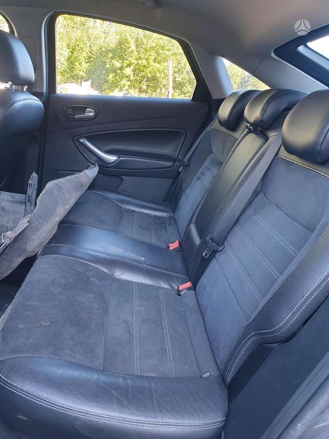 Ford Mondeo rezerves daļās