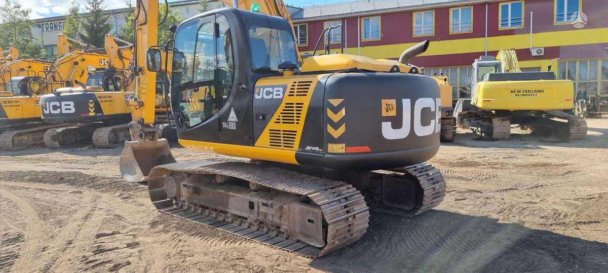 JCB JS145LC+Plus, ekskavatoriai