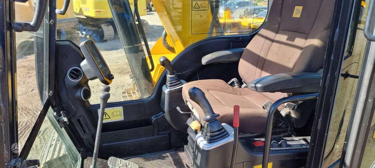 JCB JS145LC+Plus, ekskavatori