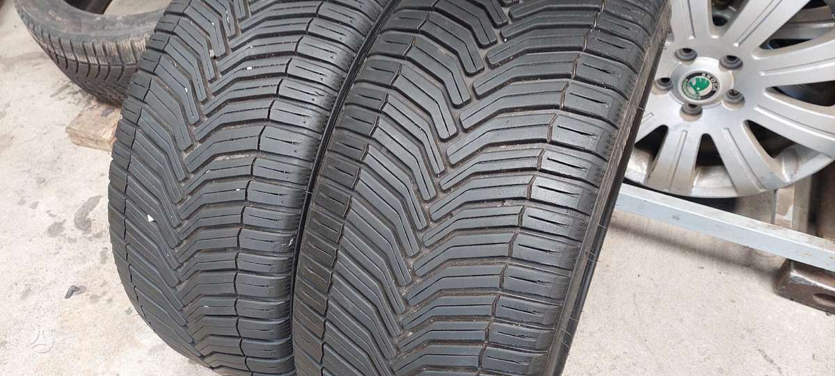 Michelin, всесезонные 225/40 R18