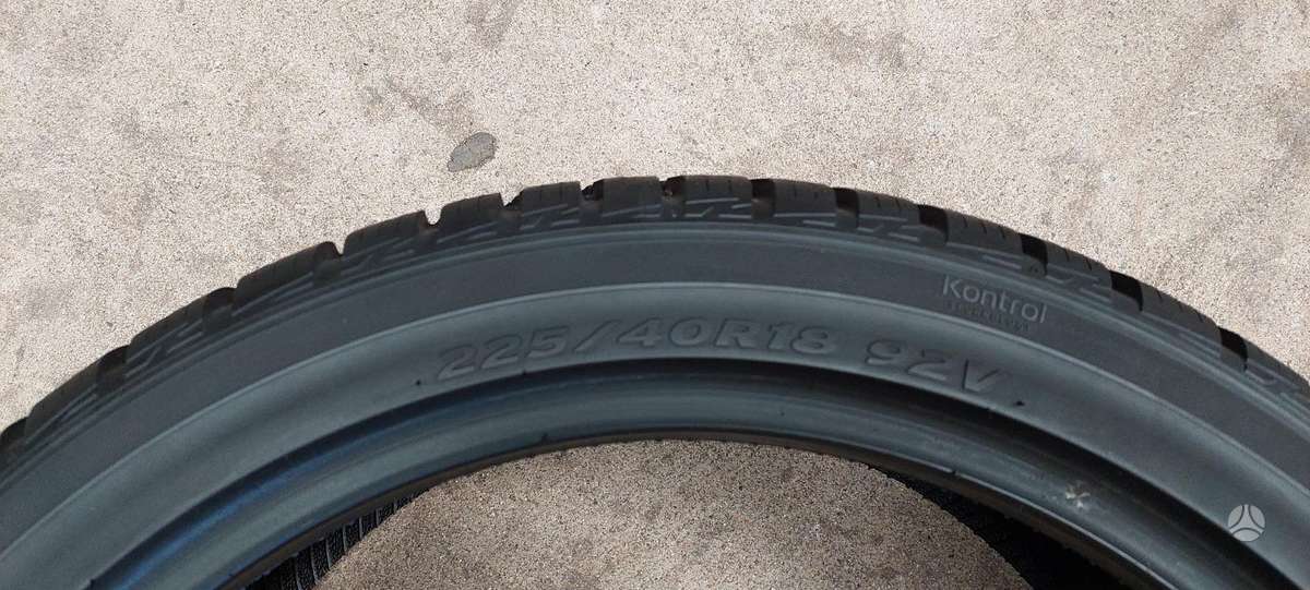 Hankook, all-season 225/40 R18