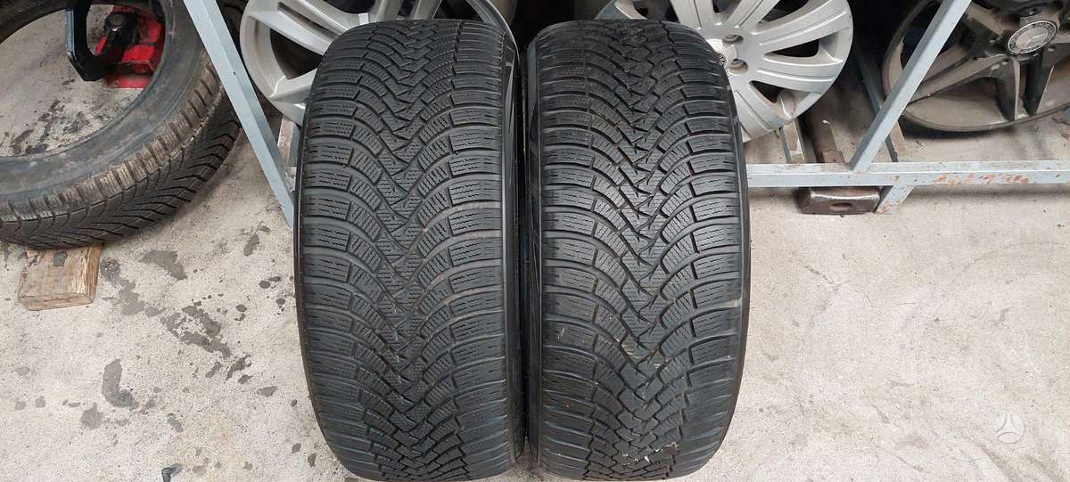 Falken, žieminės 225/40 R18