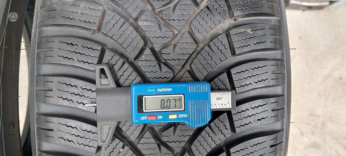 Falken, зимние 225/40 R18