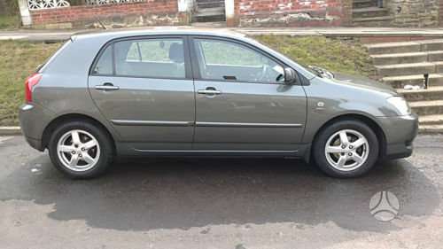 Toyota Corolla dalimis