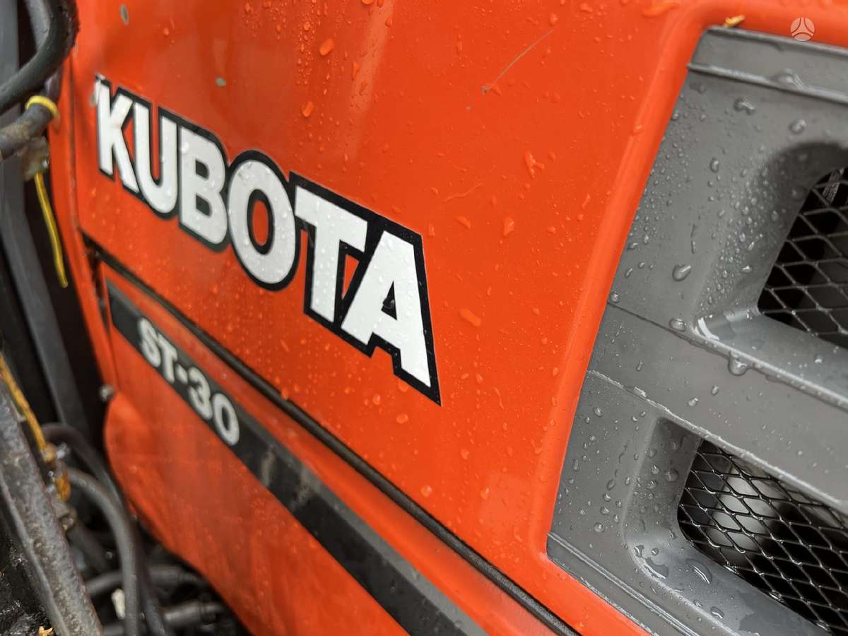 Kubota ST-30, тракторы